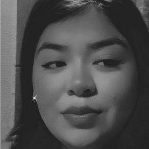 Meet your Posher, Briana